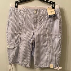 St. John's Bay Shorts Womens
